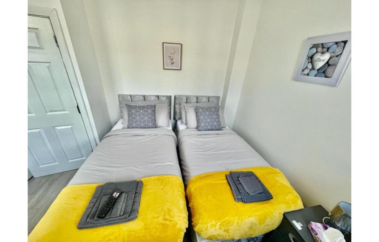 Cardiff City Centre Apartment- Penarth Road 객실 사진