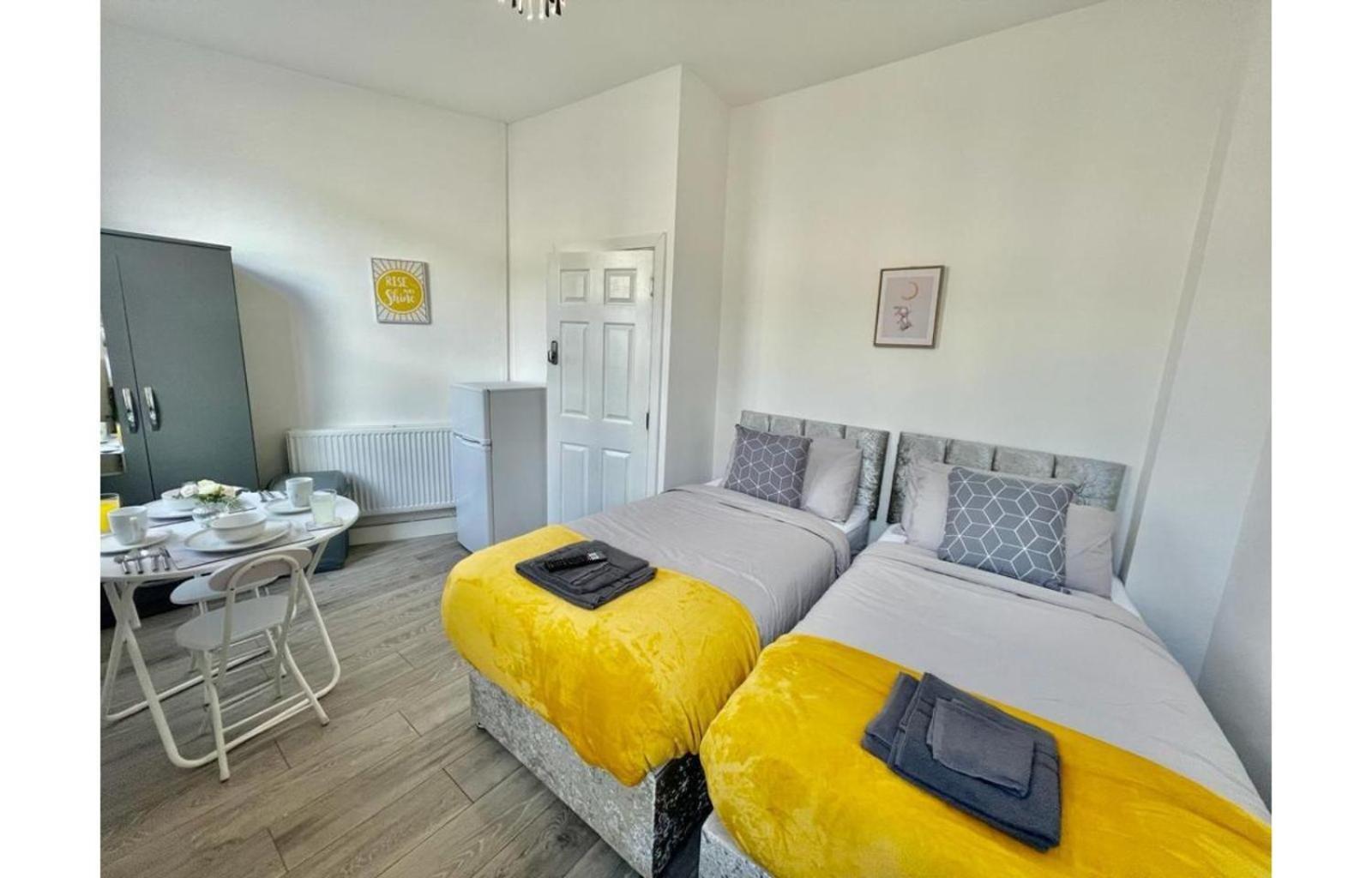 Cardiff City Centre Apartment- Penarth Road 객실 사진