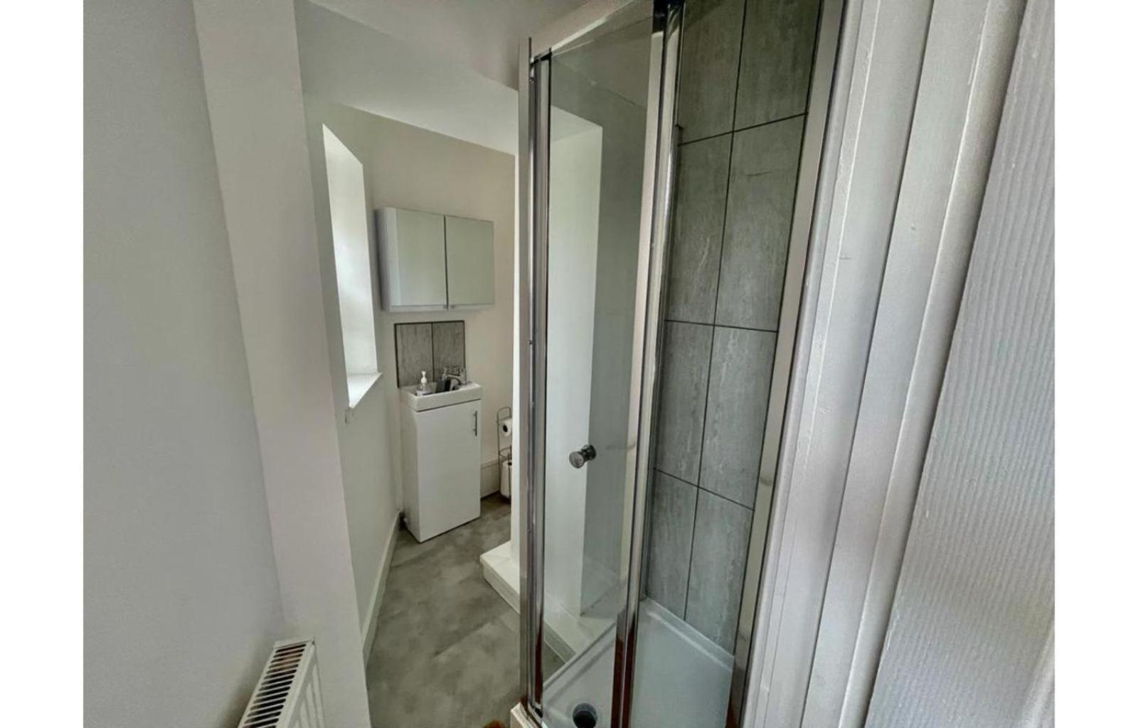 Cardiff City Centre Apartment- Penarth Road 객실 사진