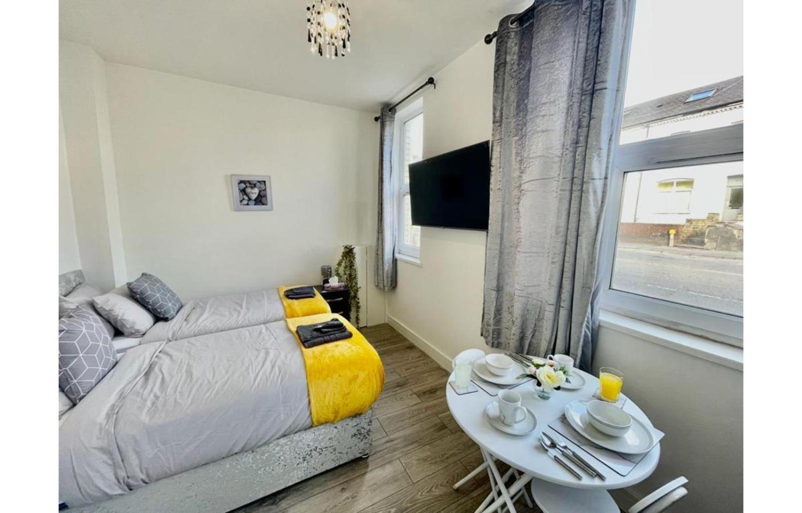 Cardiff City Centre Apartment- Penarth Road 객실 사진